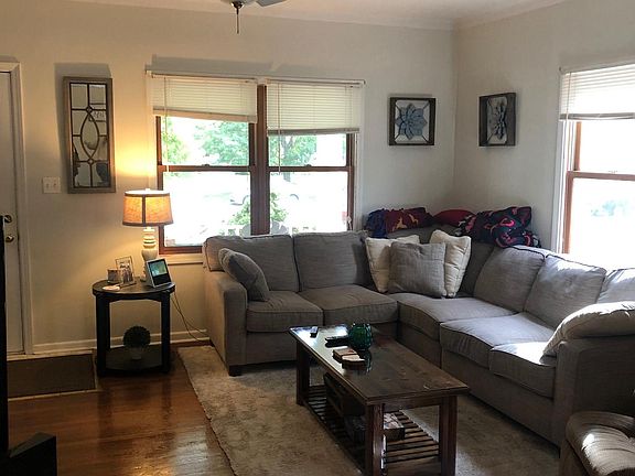 5th image of 1438 W Clifton Blvd