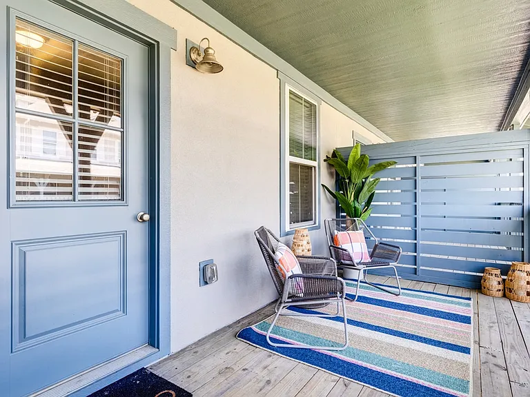 Arlington Cottages and Townhomes-POI-030