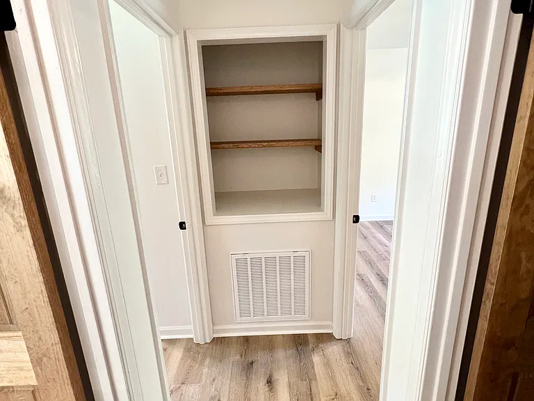 408 E Sheraton Park Rd — Photo 17
