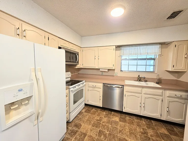 600 Higdon Ferry Rd #203 — Photo 7