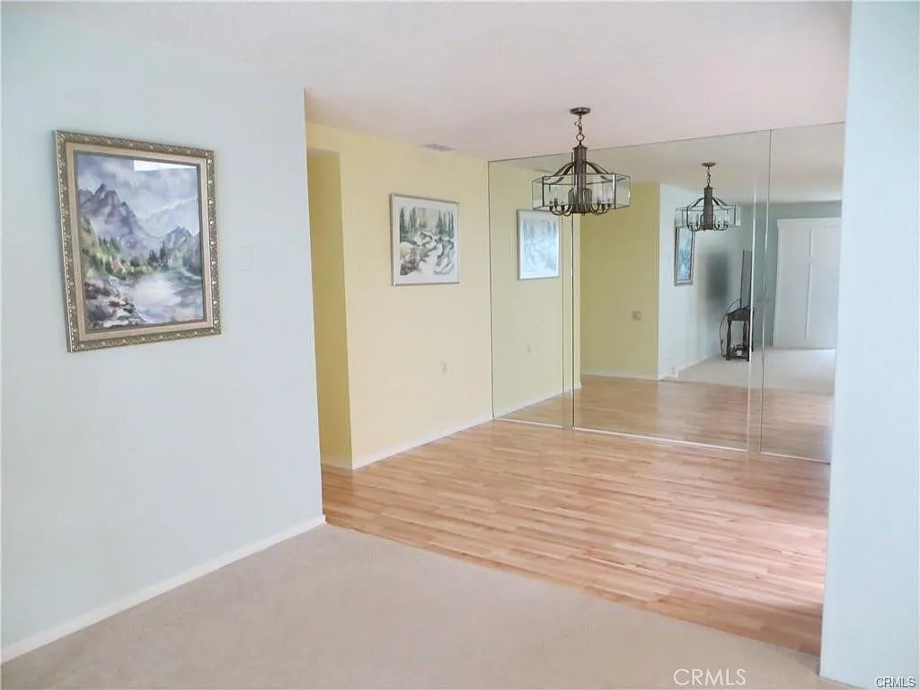 2 bed, 1010 sqft, $3,000 — Photo 3
