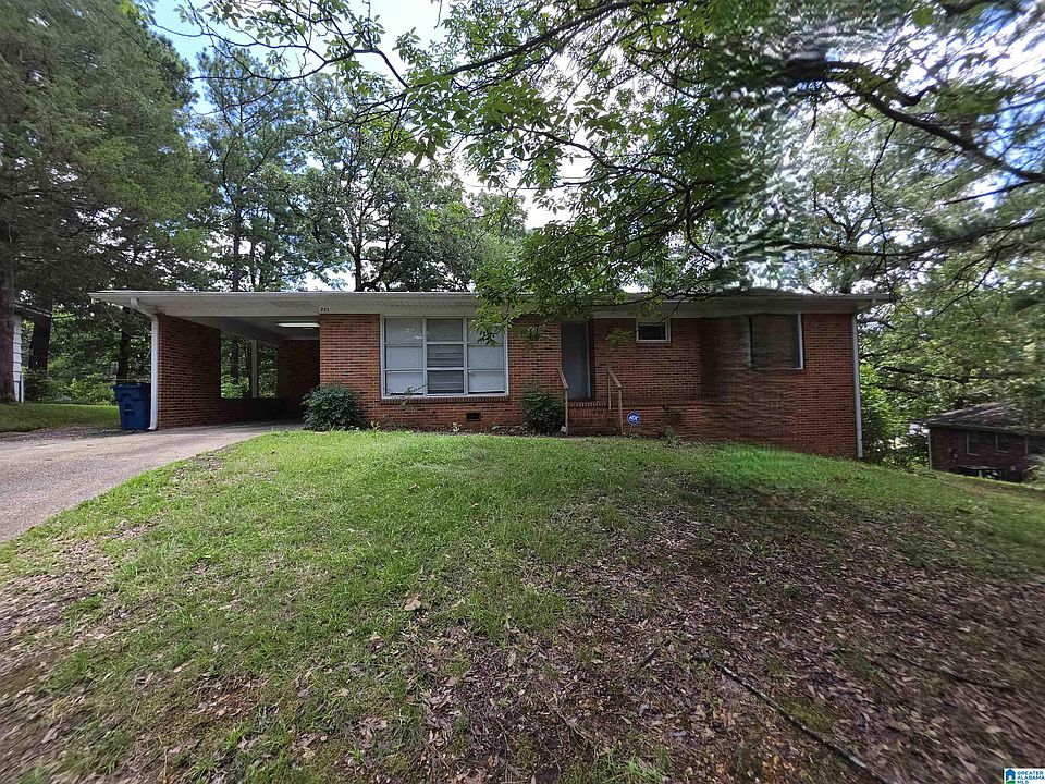 1st image of 721 Oakland Dr