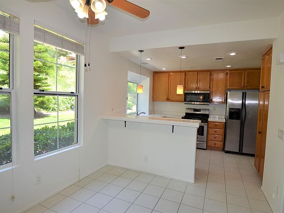 3rd image of 79 Waxwing Ln