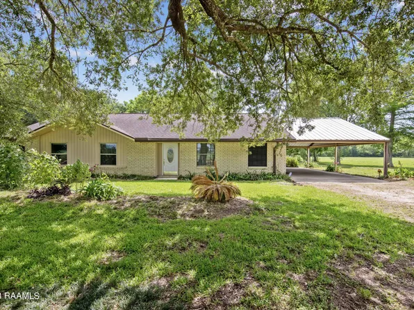 320 Curleys Rd, Sunset, LA 70584