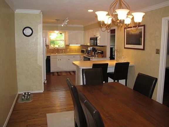 5th image of 9626 Liptonshire Dr