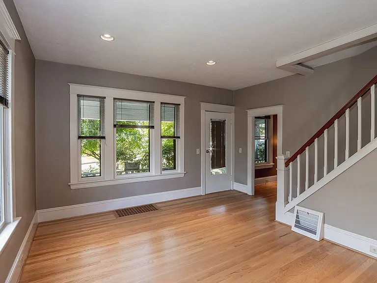 333 S Idaho St — Photo 3