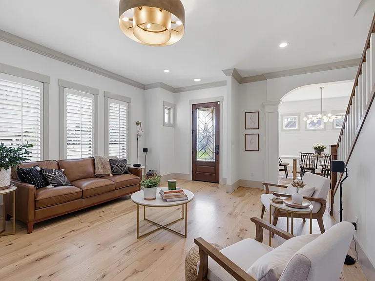 147 Casa Dr — Photo 8