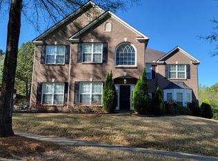 7672 Waterlace Dr, Fairburn, GA 30213