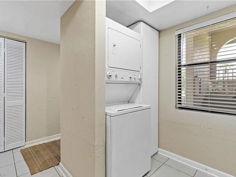 8445 Charter Club Cir #3 — Photo 4