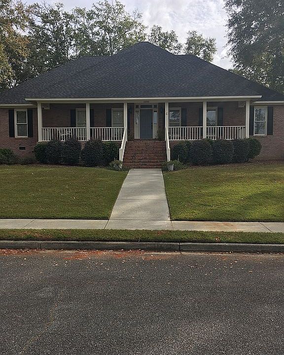 1st image of 1308 Deerbrook Dr