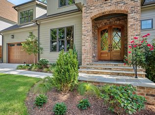 605 Ridgecrest Rd, Cary, NC 27511