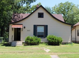 1611 S Moffet Ave, Joplin, MO 64804
