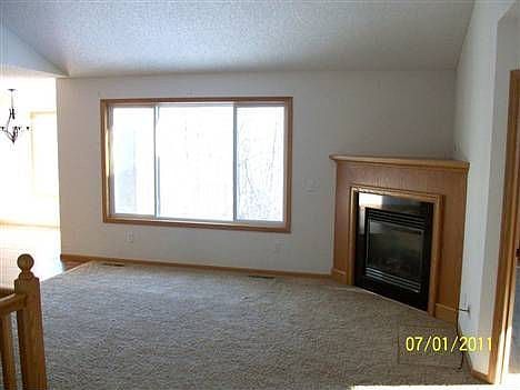 2nd image of 312 4th Ave NE