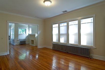 5th image of 4818 N Lowell Ave