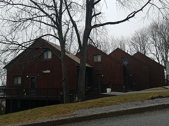 3rd image of 11 Great Gorge Dr
