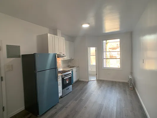 Rented by Corcoran | media 31