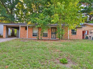 137 Grover Cleveland Cir, Jackson, MS 39213
