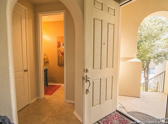 4th image of 4139 Woodbridge Way