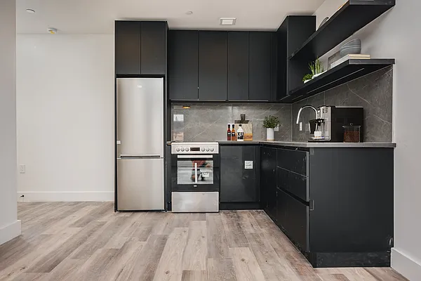 Rented by Nooklyn NYC LLC | media 4