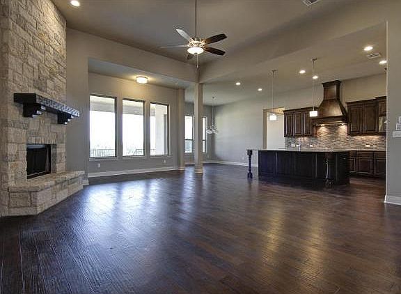 5th image of 2804 Crystal Falls Pkwy