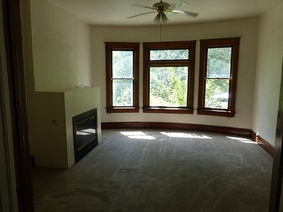 3rd image of 771 S 900 E