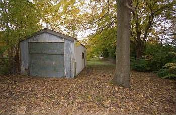 3rd image of 514 Young St