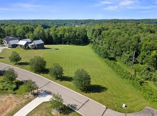 106 Red Cherry Ln, Granville, OH 43023