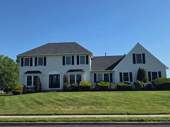 824 Canvasback Dr, Mullica Hill, NJ 08062