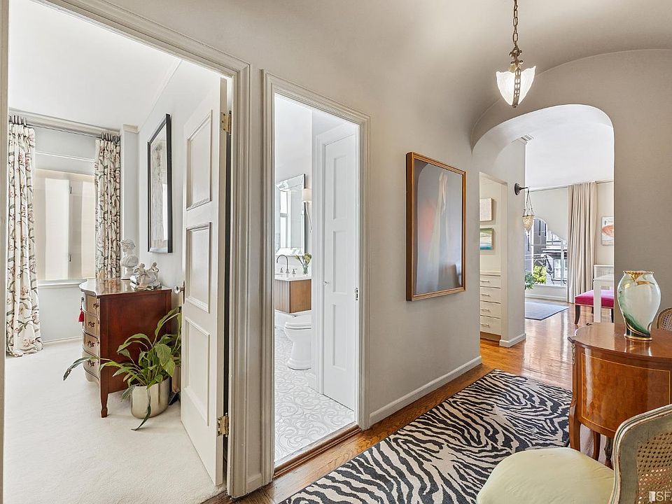 1st image of 1101 Green St #203