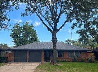 5218 De Milo Dr, Houston, TX 77092