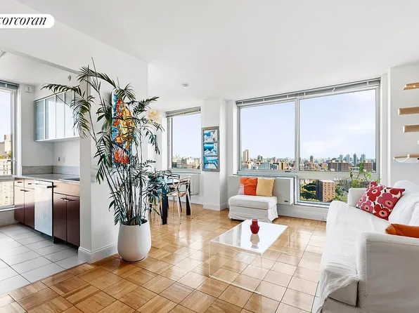 215 E 96th St #23L, New York, NY 10128