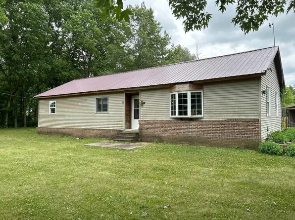 221 E Frazier St, New Ross, IN 47968