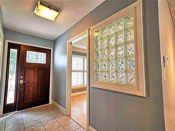 5th image of 6506 Berkshire Ct