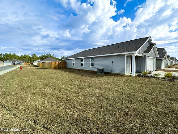 4th image of 8068 Westwood Cir #64