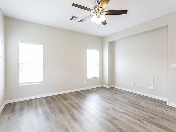 5th image of 6763 Twisted Wood Dr