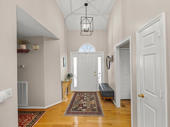 3rd image of 5312 Old Village Rd