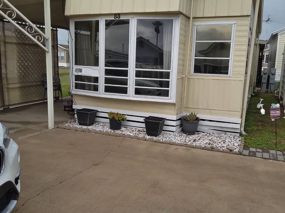 1st image of 1701 N International Blvd #88
