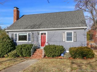 7 Hunter Dr, Newburyport, MA 01950