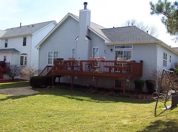 3rd image of 434 N Crooked Lake Ln