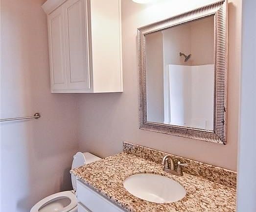 3rd image of 6912 Appomattox Dr