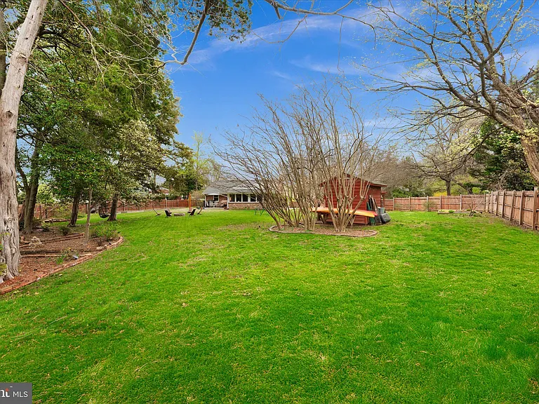 6327 Everglades Dr — Photo 11
