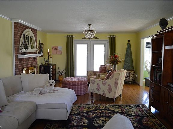 door leads to screened porch