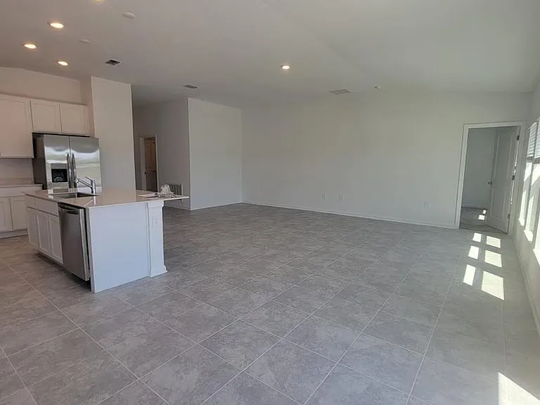 5004 Worchester Dr — Photo 8