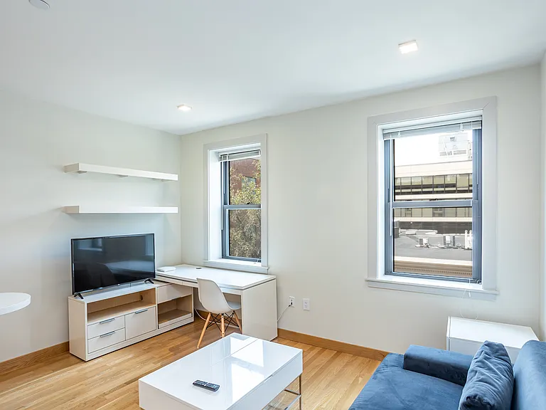 115 Mt Auburn St. — Photo 22