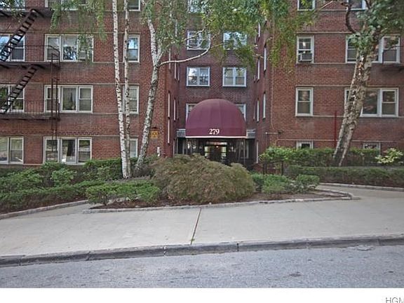 4th image of 279 N Broadway APT 5F