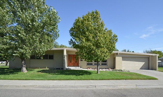 1st image of 1060 Washburn Ave