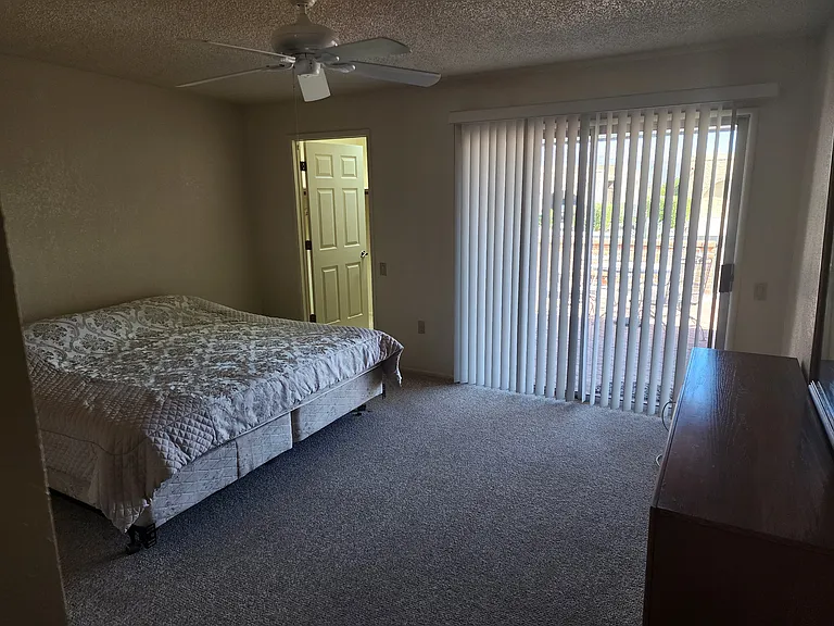 1525 W Via Del Jarrito — Photo 4