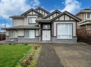 7596 144th St, Surrey, BC V3W5S6