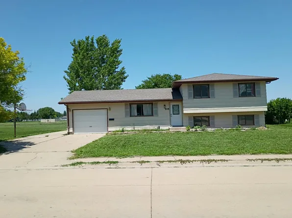 705 E 7th St, Lexington, NE 68850