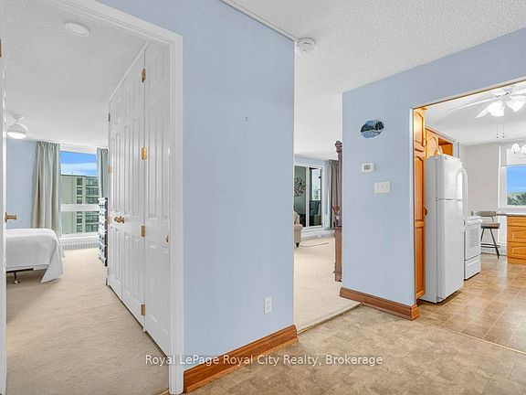 4th image of 19 Woodlawn Rd E #614